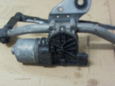 Piece-Mot.-essuie-glace-avant-RENAULT-TWINGO-II-PHASE-1-Diesel-68c45cb4d79b8f2f1a47c002c506a3112b4db94c85470f3ea237465d0ff59d7c.jpg 2