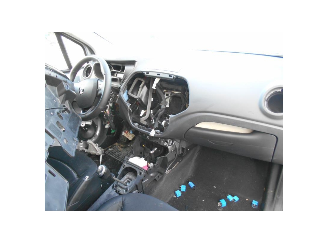 Vehicule-RENAULT-CAPTUR-0-9-2018-64ed5e33e4ac799e4871a9ff391a9d7686a62e9ca704199ebc2090d728996b64.JPG Vehicule-RENAULT-CAPTUR-0-9-2018-64ed5e33e4ac799e4871a9ff391a9d7686a62e9ca704199ebc2090d728996b64.JPG