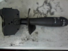 Piece-Commodo-dessuie-glaces--d59d228378f0e83f4f8d34565814c57b4befbda88dcf47ea0b308cdb784778c7.jpg 2