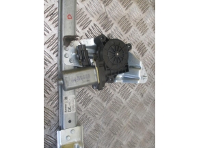 Piece--a6e454ddc761078b1fc4e39529e3ccb28560a91b4e659bf6bd6d90f2139db8cd.JPG 2