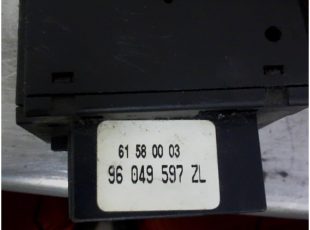 Piece-Commodo-dessuie-glaces--f5b055afe7f4c8c5e1b7ca36a74165279a203d0defd36b918c35adef317bf698.jpg