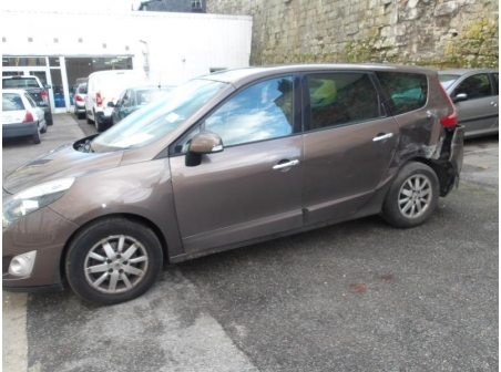 Vehicule-RENAULT-GRAND-SCENIC-3-PHASE-1-1-9-2010-6ee003a36c8161b1ff0119b75380ca5233272cf4082ec6b69c8ca5bdf773d1a5.JPG