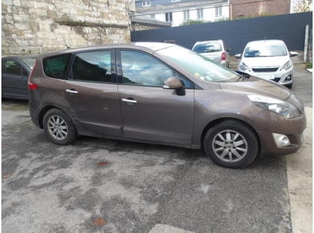 Vehicule-RENAULT-GRAND-SCENIC-3-PHASE-1-1-9-2010-81eaa21d6ed4ee065a432aff0929678aa12be6d85bb7df7c7b71c1aa9a0ce7e8.JPG