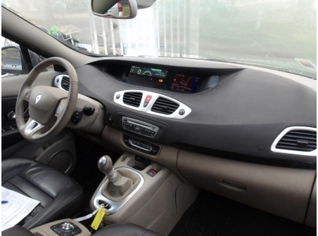 Vehicule-RENAULT-GRAND-SCENIC-3-PHASE-1-1-9-2010-875fb91303099b1c0279ee83c0f10cc2d6009043a6377a4dc8b3d85292b6aeb2.JPG
