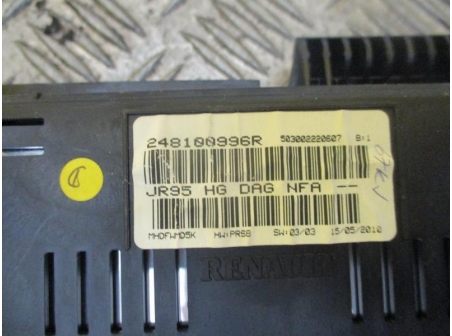 Piece-Compteur-RENAULT-GRAND-SCENIC-3-PHASE-1-1.9-DCI--8V-TURBO-3abf45416bc4ca66e70f4bc9033ab38244302646499f4a3dfc3529fcb7f4321e.JPG