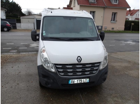 Vehicule-RENAULT-MASTER-3-PHASE-1-2-3-2010-0a85d18a6625fd6173b47c0840244b577ecfd4b388148ebc825b6e354f6be8e2.JPG