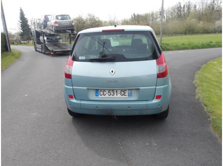 Vehicule-RENAULT-SCENIC-2-PHASE-2-1-9-2007-c652be88a787b7a7e774b6616a6ebc39031aae7c518bb5f6a28431215f983dd6.JPG