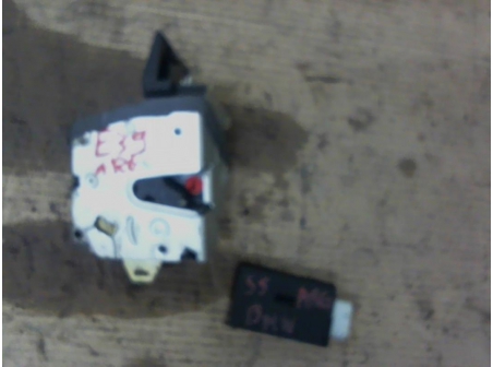 Piece-Serrure-arriere-gauche-BMW-SERIE-5-E39-PHASE-1-528i-Essence-a8981bef524a5e147099f49cf8c4f0fe9911fee7bae51001b275b1bbbf5d12fe.jpg
