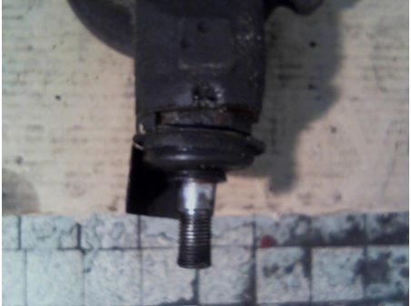 Piece-Moyeu-avant-droit-PEUGEOT-307-Diesel-7fb272dff58306ba7c07c63c3d198c46145ad88928507acb27ed807a772765bc.jpg