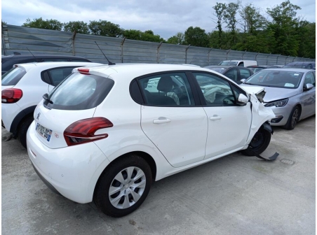 Vehicule-PEUGEOT-208-1-PHASE-2-2019-29e45795bdab26c4e01acf8f51ff7164eea945c5776515640b690859279275ce.jpg