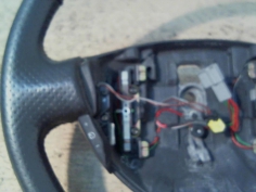 Piece-Volant-RENAULT-VELSATIS-PHASE-1-Essence-fc01bf2c755517d3dd0093a3f7f373631675717dbdd915572f2e9d9bca77a98a.jpg 2