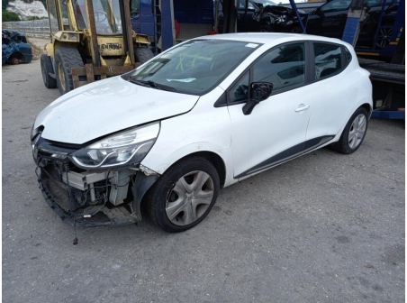 Vehicule-RENAULT-CLIO-4-PHASE-1-2016-c44c4477d8072ef8e4372fcbc2cfc51ca51f6e66eb147f7eced4698e751fe8d8.jpg