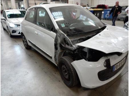 Vehicule-RENAULT-TWINGO-3-PHASE-1-2018-239644b0802c8e668f8889c52b409eac33d80b85a19a135fd99eaac89e5a8c09_mtn.jpg