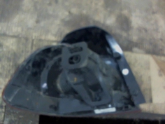 Piece-Feu-arriere-principal-droit-(feux)--d1731e4576bf1911018f7a33074aa0c98d0029b18d7bb4504f92dcf4912efba8.jpg 2