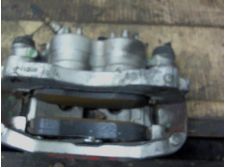 Piece-Etrier-avant-gauche-(freinage)-RENAULT-MASTER-III-1e8ba1cd5c0b3f0c36550311a648f7c6066d32b175add3d96ea691cd98d93721.jpg