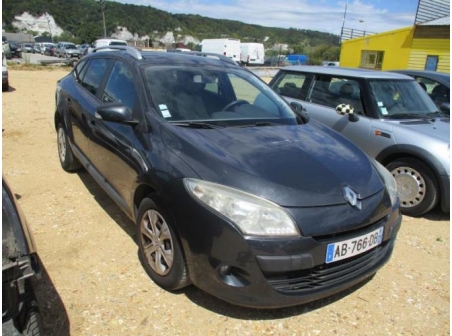 Vehicule-RENAULT-MEGANE-III-ESTATE-PHASE-1-1-5-2009-8051c162746a6c7cc94cc623ac798dfbc60069918d1d86c9fab58e22dd6c055c_mtn.JPG
