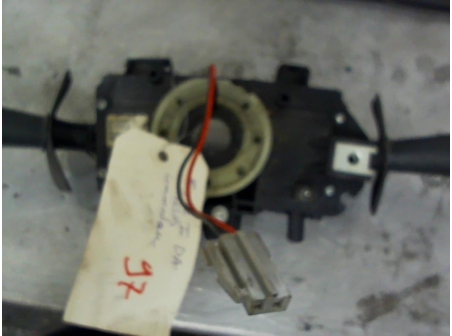 Piece-Commodo-RENAULT-MEGANE-I-Aida-Diesel-7cfd7aaf7afb6773356b765807f47a611ebb34bc43272839d97dd2b02e098c2e.jpg