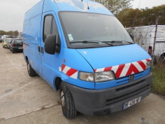 Vehicule-PEUGEOT-BOXER-FOURGON-TOLE-2-4-2001-bf5dbd45aceb8eef60c29433d711ee95e9e54b3955d0881e0aea3accca4f5d98.JPG