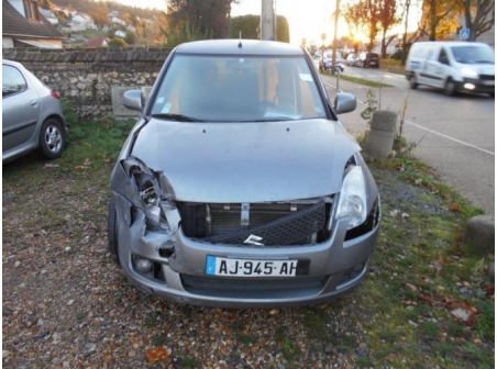 Vehicule-SUZUKI-SWIFT-2005-1-3-2009-b734edde208322ab507f67f5da5249ff3abb2918087d585ccb4492f3d1e80af8_mtn.JPG