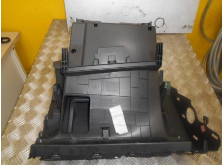 Piece-RENAULT-SCENIC-III-PHASE-1-Expression-Pro-114a56b887b22078fc3b63223a399bd3e8ed8b3f9e73bfdca81b70ab00318923_mtn.JPG