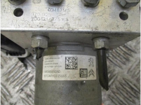 67335193-e7107581165584e8e98f65b8a6ea7efe49341e1bd8a3345084880de710e2dec4_mtn.JPG 2