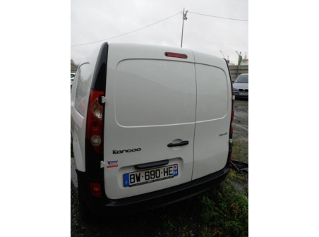 Vehicule-RENAULT-KANGOO-2-PHASE-1-2011-5ccc80b47d9b0f1e78d2d5e1c35a1b08b7eb3645f2df3d9db5c938791c63f2de_mtn.jpg
