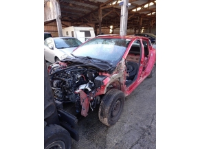 Vehicule-RENAULT-CLIO-4-PHASE-1-2013-40cbdd9f46f109a8c5ea9c6f4276cb8c2ec3a9a39601a2118155dfb28a35fda6.jpg