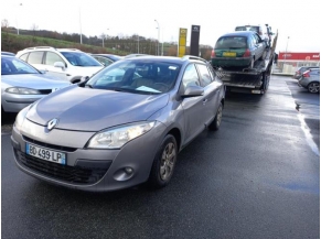 Vehicule-RENAULT-MEGANE-3-PHASE-1-BREAK-2010-b52d3d884e59a8ce7aa479644333251e22889e4ef37b13d14edce5b5609530ae_mtn.jpg 2