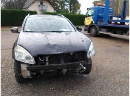 Vehicule-NISSAN-QASHQAI-1-PHASE-1-2-2009-e76b282e5b6dbe5f8ee3732a54ef1aab12999d2e0fbe09f4e2c2e26d4893ed3b_mtn.JPG