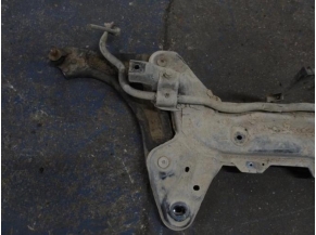 74283136-2f3adb83-9714-43e9-be53-800a0dde8561-Piece-74283136-Berceau-avant-9808011780-CITROEN-C3-3-PHASE-1-16-BLUE-HDI-8V-TURBO-638268ecbf8872e15564ba23c542d9d46f1130e92f768d4a245049f7ca80ff1e_m.JPG 2