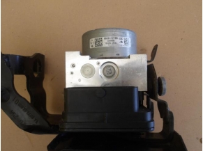 74310387-87f5095a-a164-43dd-9b6f-9ff3dfcde78f-Piece-PEUGEOT-c899b0a2d55259feb90c887f4417bad16ced2e147a484266980e819ebe2f5fe1_m.JPG 2