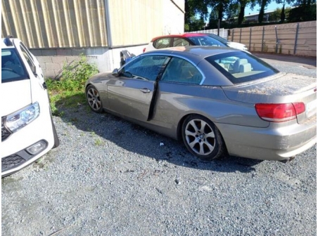 Vehicule-BMW-SERIE-3-E93-CABRIO-PHASE-1-2007-4570aebcd17d65f2103a1603c96f1cbf60c977ed54a95a8fc8d820bb0f88c1ed_mtn.jpg