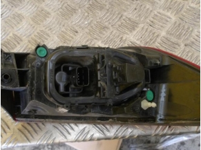 74972611-93445de4-1a03-4328-951e-6226c1eb74ec-Piece-Feu-arriere-principal-droit-12f9dc6faf6340520477bd9e3ac605673bb716c7c6caa321bf02d46348af9cc0_m.JPG 2