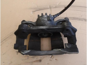 74977875-79856d21-4916-4589-a24c-97437c95bb4b-Piece-RENAULT-f99f48e7a316466d4abeb029797ac8c2647f51a5f2766ea94a1232b69a1fc6e7_m.JPG 2