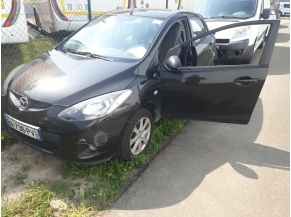 Vehicule-MAZDA-2-2-PHASE-1-2010-beb562698603a6918c38b9ab69bac92f855bd3f430274721efb939a64f9c57e2.jpg