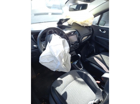 Vehicule-RENAULT-CAPTUR-1-PHASE-2-2017-45ace4a1a64fe992c5a92293abc19fb92ae7a9756a2e4a04953f6660e4f9fbad.jpg