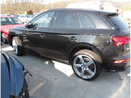 Vehicule-AUDI-Q5-2-PHASE-1-2-2018-a0e80e013961cbc1994a87072a79767cc1633bb8c9e9a59bbcb4dd93021ba4d3.JPG