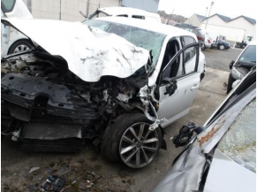 Vehicule-RENAULT-MEGANE-4-PHASE-1-1-5-2016-592e0a7ecbef57bd44d195e61f536653b04f6694d74bed25dfa79e48c17ef56b_mtn.JPG 2