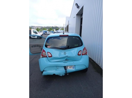 Vehicule-RENAULT-TWINGO-2-PHASE-2-2013-268bcd7c1a2cdf299d59efcf798887426c659ef51378543a4f8ed76017001c26_mtn.jpg