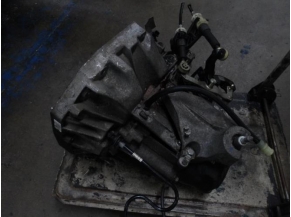77357083-88fdad02-dc23-4076-a67c-1bd77bbceca3-Piece-Boite-de-vitesses-RENAULT-TWINGO-2-PHASE-2-15-DCI-8V-TURBO-c53d0d0edff21a649e1044e77d8fae38292474975b600365483b71cb71d2bf47_m.JPG 2