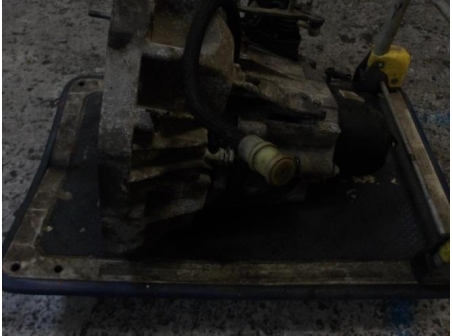 77467819-9c455ecd-9e43-4c29-bbc4-cd50b8acf36b-Piece-77467819-Boite-de-vitesses-RENAULT-CLIO-4-PHASE-1-15-DCI-8V-TURBO-6fc82680a9c59468043d8370fa2da0ce7a3c64544e48ce514d2321b92520198d_m.JPG