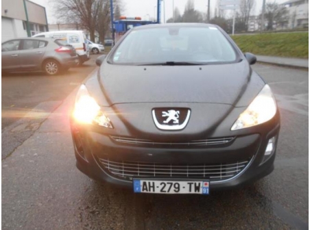 Vehicule-PEUGEOT-308-1-6-2009-4f1a1ba7d662226feb9d57f802be8ec6249a28c2827511c7b608d12b704a6e16_mtn.JPG