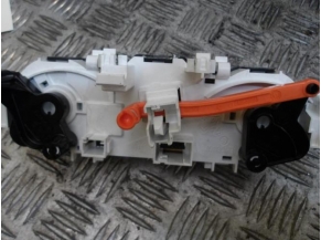 79423810-e569f58265e2db39ec317b8caf04a75abf8691b83bff8ddf2fbf720fb1a2f097_mtn.JPG 2