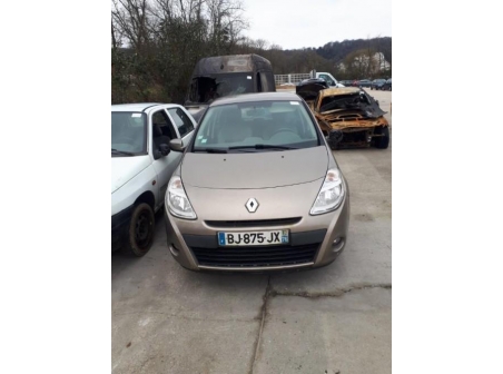 Vehicule-RENAULT-CLIO-3-PHASE-2-2011-c6b0feee9b3cfdb9dc3251318fcbd0795a3c15a6243d0ee49da920ba3fc211ba_mtn.jpg