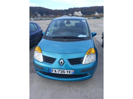 Vehicule-RENAULT-MODUS-PHASE-1-2005-ab8cf24461a77c2b87bf7c3589559ca47fee4f4d55e1bd2c7d3fe023efb7c401_mtn.jpg