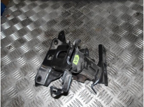 80290423-696347182c2ffe521fc3d44c71a95ba94145de112d3b45190e2b0b0080f35046_mtn.JPG 2