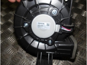 80294321-ebbf7f41b43d3b2576562016448260bfbfd1ae38557fbb0e7cadea5196b7d494_mtn.JPG 2