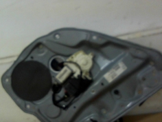 Piece-Mecanisme-de-leve-vitre-electrique-arriere-gauche-VOLKSWAGEN-GOLF-IV-Diesel-66952bd5289a55126a3b5b533f14f108ece722387a427be309b5688b6c4adeb1.jpg 2