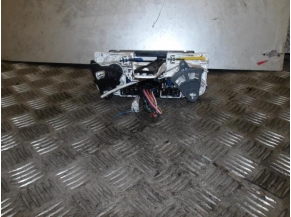 82065090-dc66849480869a130851f18f24de60c3d4623bcfe0a795fb9ab179f37efb7310_mtn.JPG 2