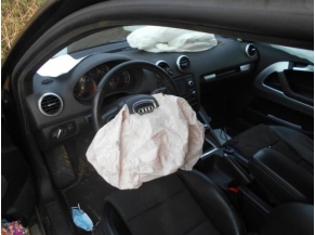 Vehicule-AUDI-A3-(8P)-A3-2005-BREAK-1-9-2009-54f284f5f51031a0919b97c38c628ca59cfeed489c12eff9b48a9677fc2f4590_mtn.JPG 2